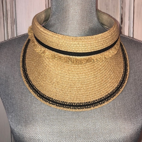 Target Tan and Black Weaved Structured Vacation Sun Visor - Picture 1 of 8